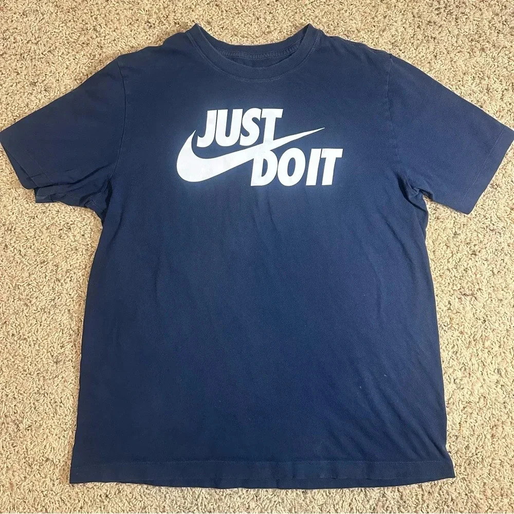 Men's Nike T-shirt Sz L